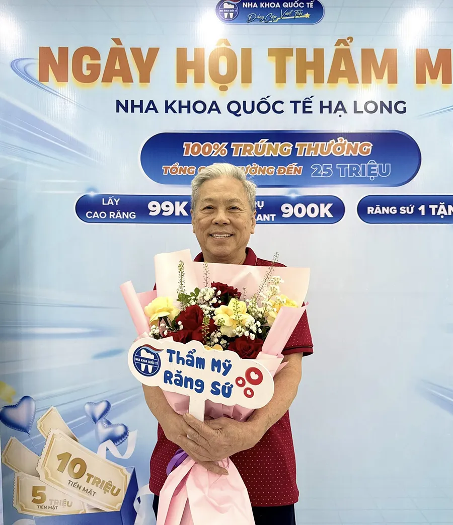 thẩm mỹ răng sứ