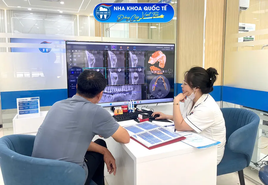 thăm khám tại nha khoa quốc tế